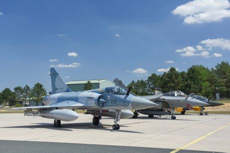 Avioni Mirage 2000 5 Avioni Mirage 2000 5