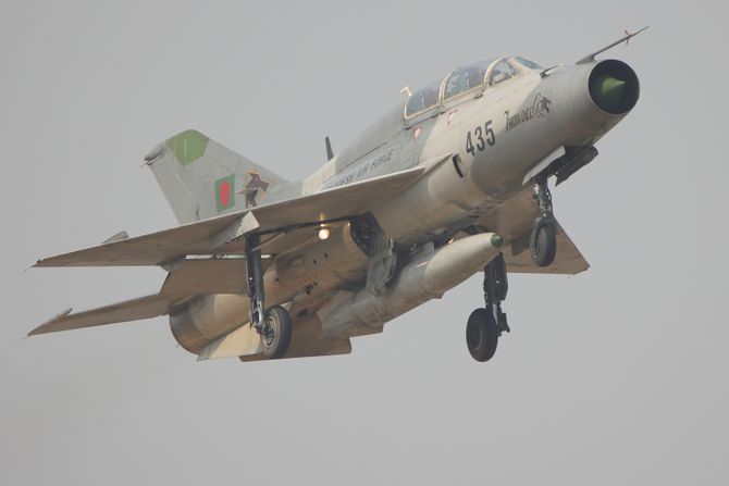 Chengdu F 7 BGI Bangladeš Chengdu F 7 BGI Bangladeš