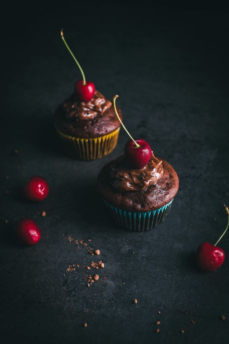 mafini sa višnjama i čokoladom, čokoladni mafini, mafini, mafini sa čokoladom, višnje