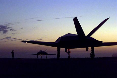 F-117 Nighthawk