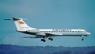 Pilot se kladio da može da sleti "na slepo": Avion se srušio na pistu i zapalio, sedamdeset mrtvih