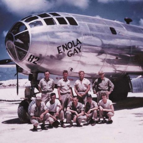 B-29 Superfortress ENOLA GAY