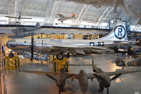 B-29 Superfortress ENOLA GAY