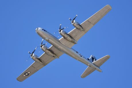 B-29 Superfortress, Super tvrđava bombarder , 2. svetski rat