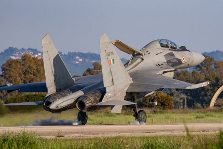 Avion Sukhoi Su 30MKI India