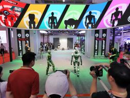 peking, roboti, kina, konferencija