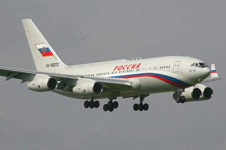 IL-96-300PU