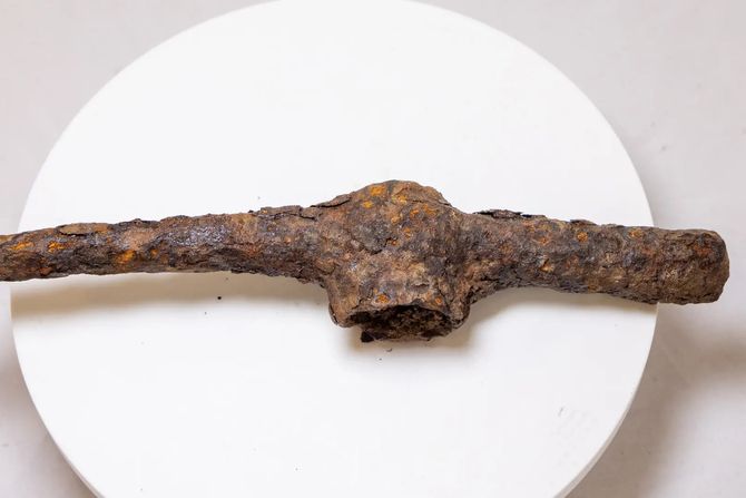 Borbena sekira tipa čekan