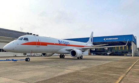 Avion Bridges Air Cargo Embraer 190F