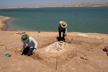 Irak, suša, grobnice