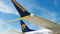 Ryanair će isplatiti 20.000 evra dečaku koji je zadobio opekotine od vrelog čaja tokom leta ka Grčkoj