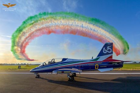 Aeromiting Rivolto, 65 godina, Frecce Tricolori, Italijansko vazduhoplovstvo, Aeronautica Militare