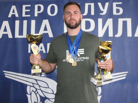 Državno prvenstvo motornih pilota Srbije u preciznom letenju