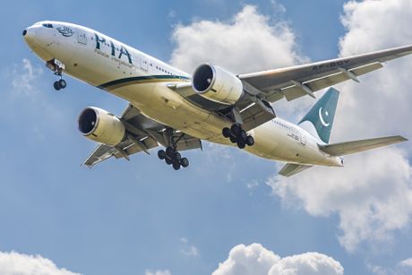 Boeing 777 Pakistan International Airlines
