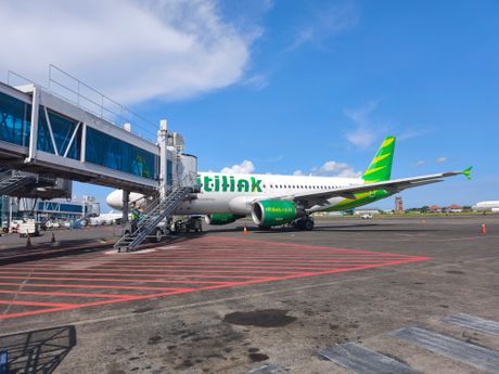 Tunel za ukrcavanje u avion Tunel za ukrcavanje u avion