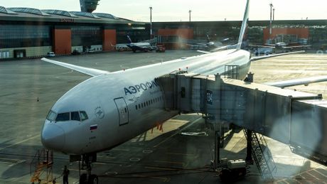 Tunel za ukrcavanje u avion Tunel za ukrcavanje u avion