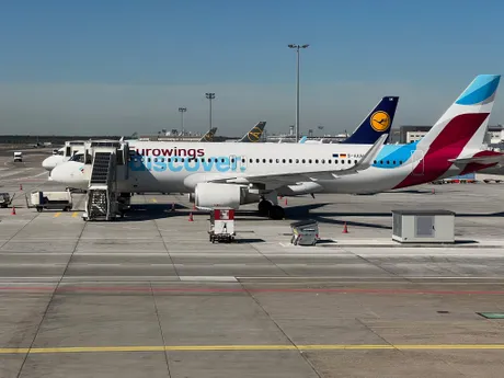 Avion Lufthansa i Eurowings Avion Lufthansa i Eurowings