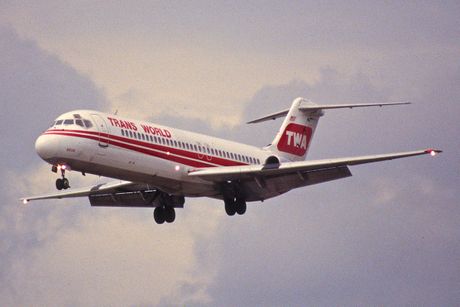 TWA DC-9