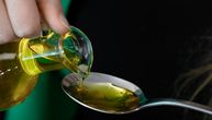 Jedna kašika maslinovog ulja na prazan stomak nije placebo: Evo zašto ovaj stari trik i dalje funkcioniše