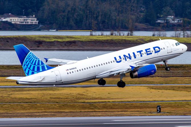 United Airlines A320