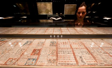 Drezdenski kodeks, Maje