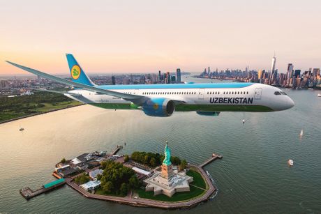 Uzbekistan Airways B787