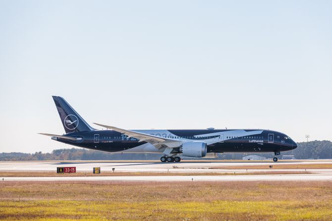 Boeing 787-9, special livery