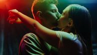Otkriveno kad se dogodio PRVI POLJUBAC
