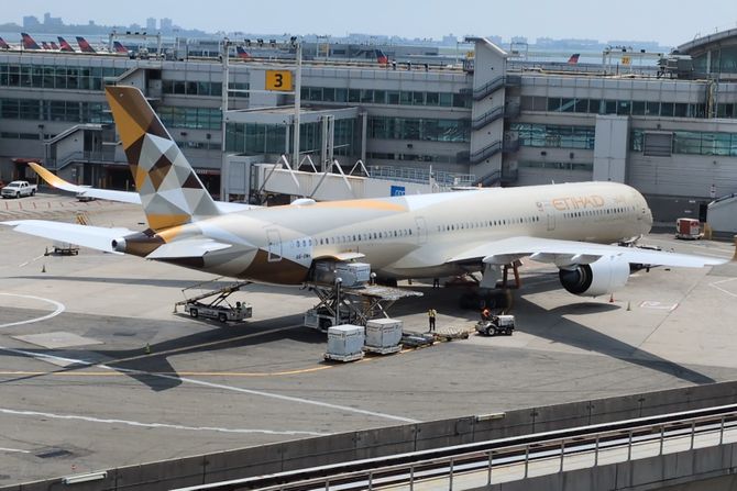 Etihad Airbus A350