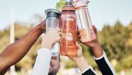 Da li mora da se pere flašica za vodu? Naučnici dali jasan odgovor