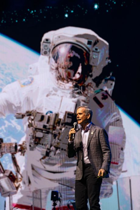 Chris Hadfield