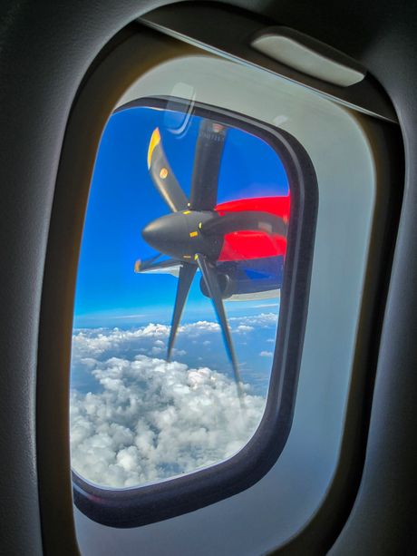 Reportaža sa leta Beograd - Prag - Beograd