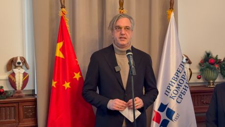 PKS, saradnja sa Kinom