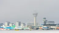 Avion KLM-a odustao od poletanja posle dva sata taksiranja na Šipholu