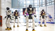 Roboti u nošnji u Kineskom kulturnom centru u Beogradu: Luka govori engleski, oborio Ginisov rekord