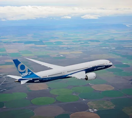 B777-9