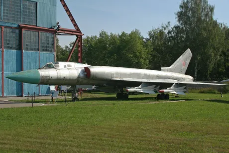 Tupolev Tu 128 avion