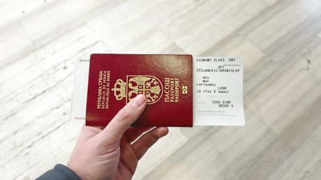 Reportaža: BEG-MUC-BEG, Reportaža, MUC BEG