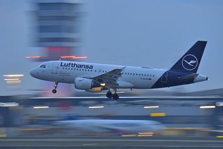 Lufthansa Airbus A319