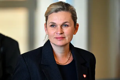 Barbara Nowacka, Barbara Novacka