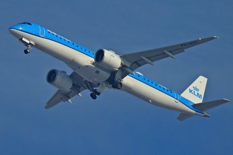 KLM Cityhopper Embraer E195-E2