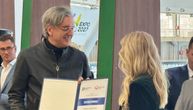 Čadežu zahvalnica Srpske asocijacije uvoznika vozila za razvoj e-mobilnosti