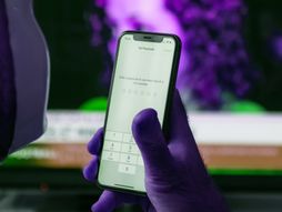 iPhone, haker