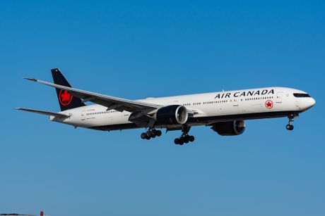 Air Canada Boeing 777