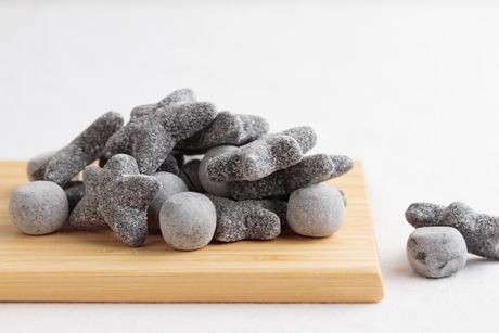 Salmiak (slani sladić) slani slatkiš iz Finske