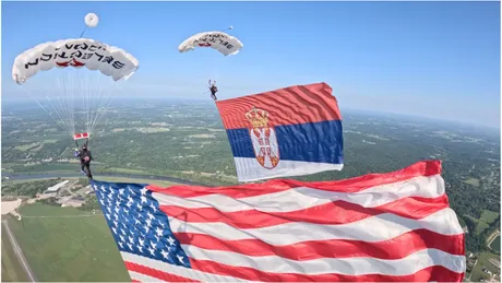 Dimitrije Dadić, padobranac