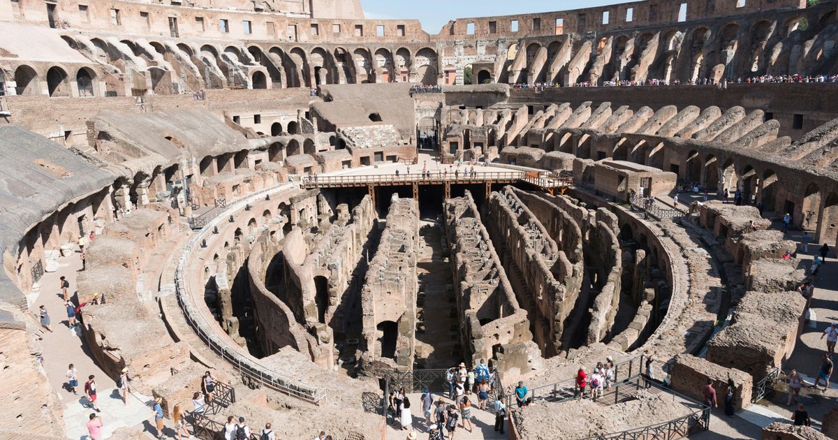 Protiv zveri se borila u toplesu: Izgubljeni mozaik doveo do šokantnog otkrića