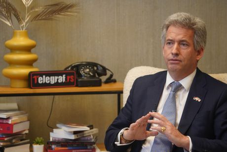 Edvard Ferguson, Ambasador Velike Britanije u Srbiji