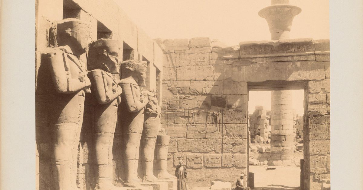 Arheolozi otkrili stelu staru 2.000 godina: Rimski imperator prikazan kao faraon pred egipatskim bogovima