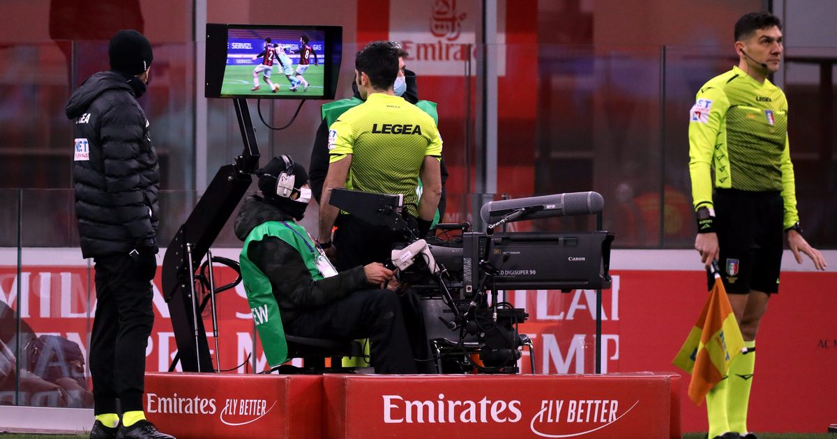 Naučnici analizirali 1.520 utakmica Premijer lige: Utvrdili da je VAR promenio čak 95% sudijskih odluka, ali…